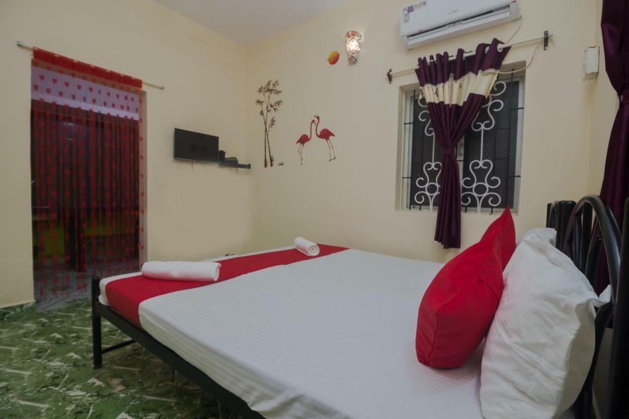 Velankanni Beach House Hotel Calangute Esterno foto